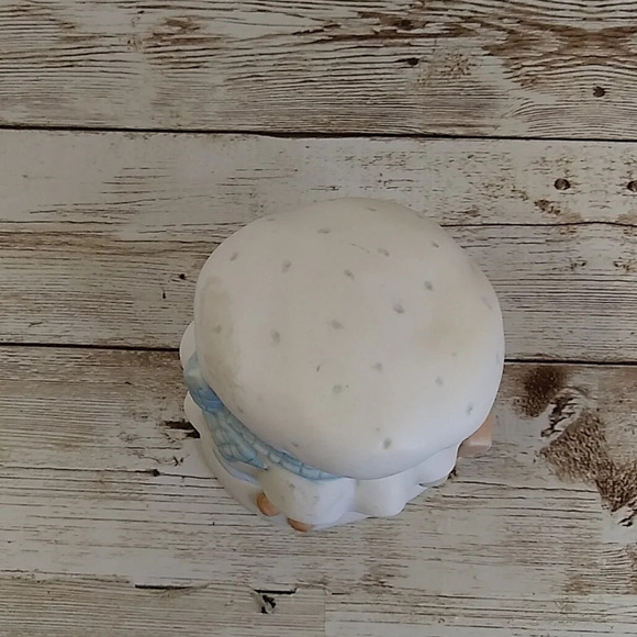 Miss Mitzie By Heartline Quilt Ceramic Figure 4 in - Picture 5 of 8